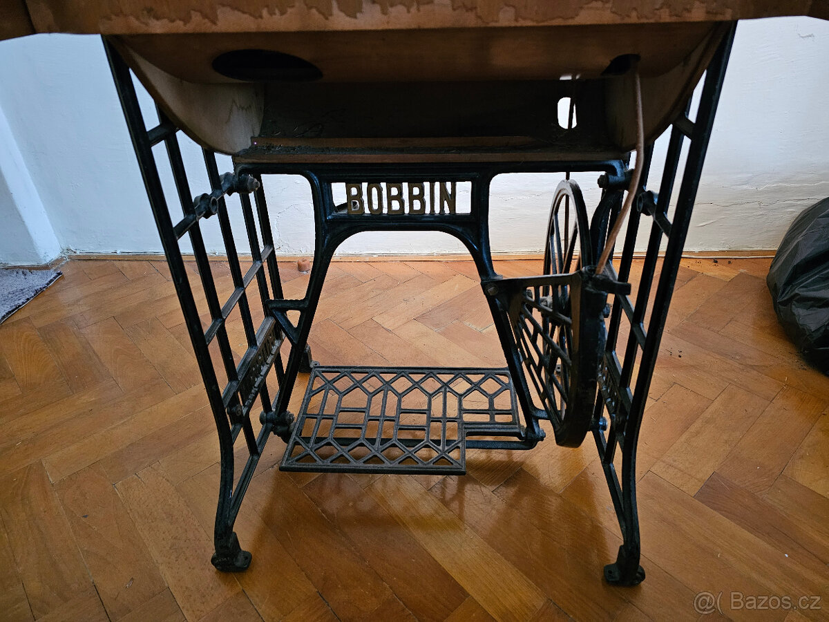 Šicí stroj Bobin - 7