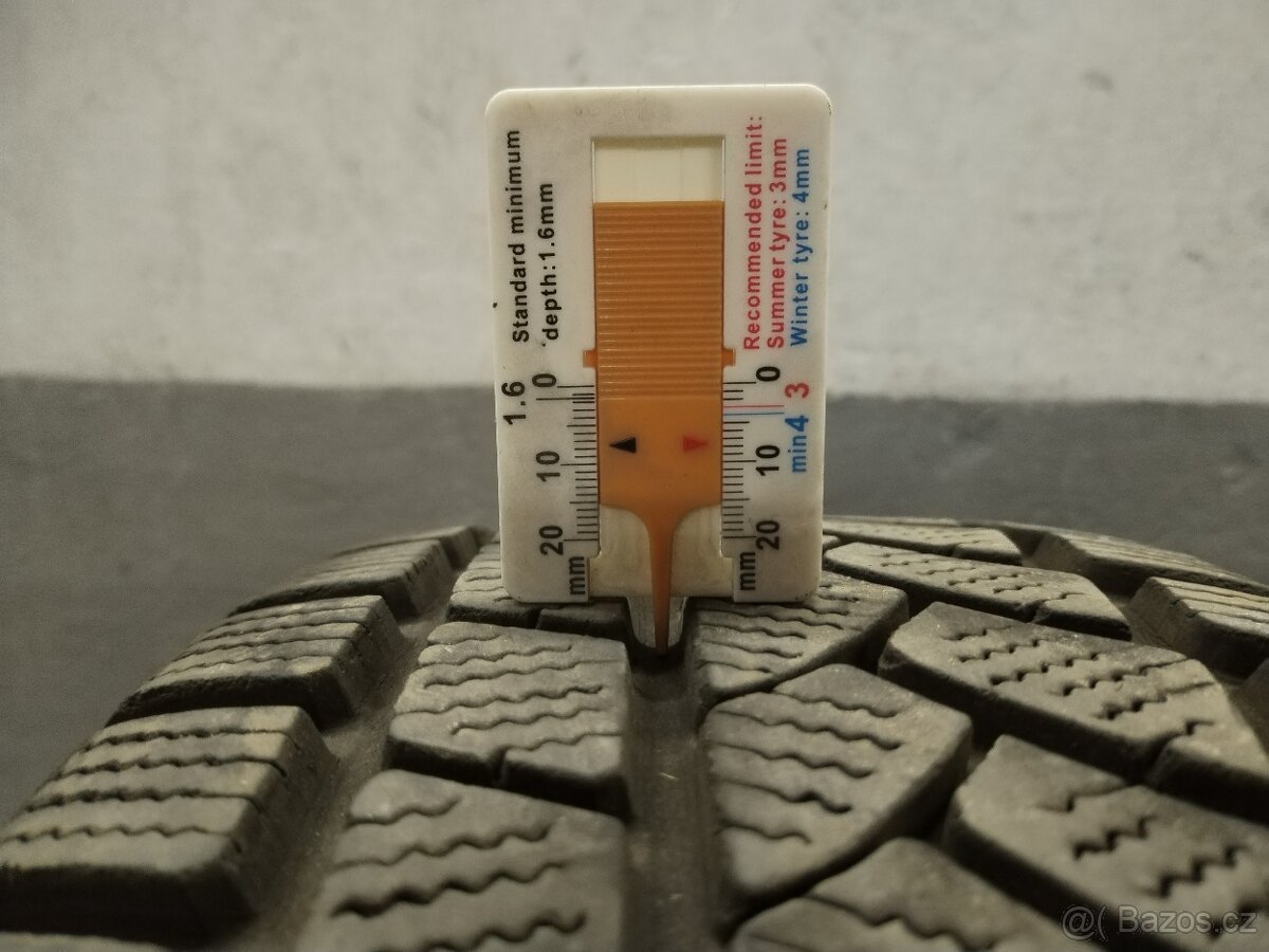 Zimní protektory 205/55 R16 - 7