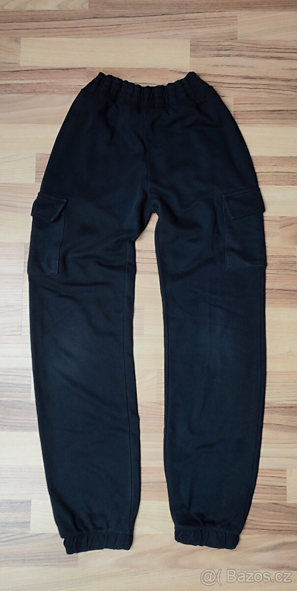 Dívčí černé tepláky, vel. 14+ - 7