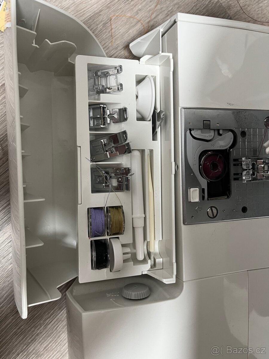 šicí stroj Juki HZL -F 370 - 7