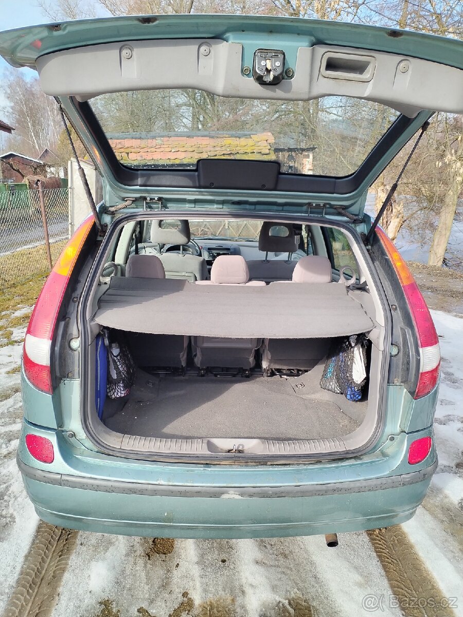 Nissan Almera Tino 1,8 LPG - 7