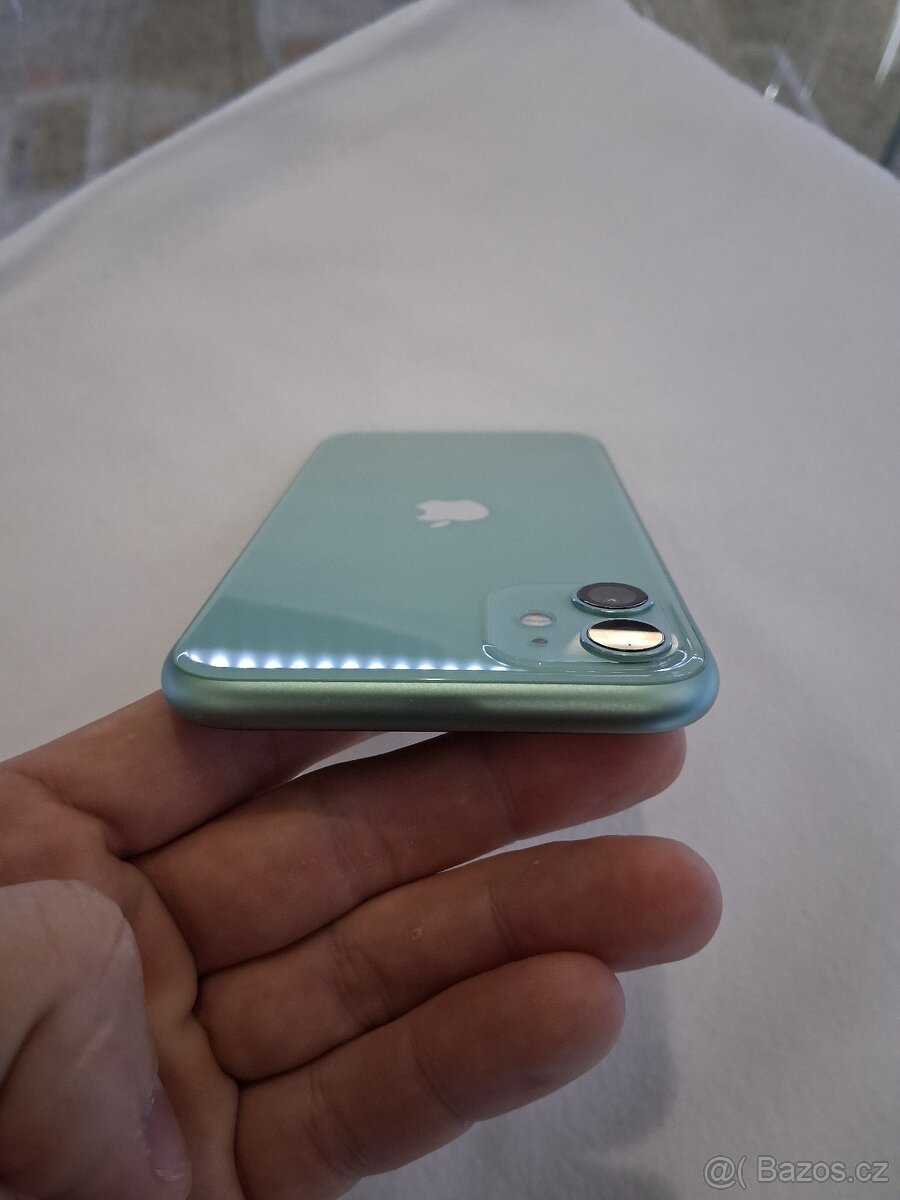 Apple iPhone 11 128GB - 7