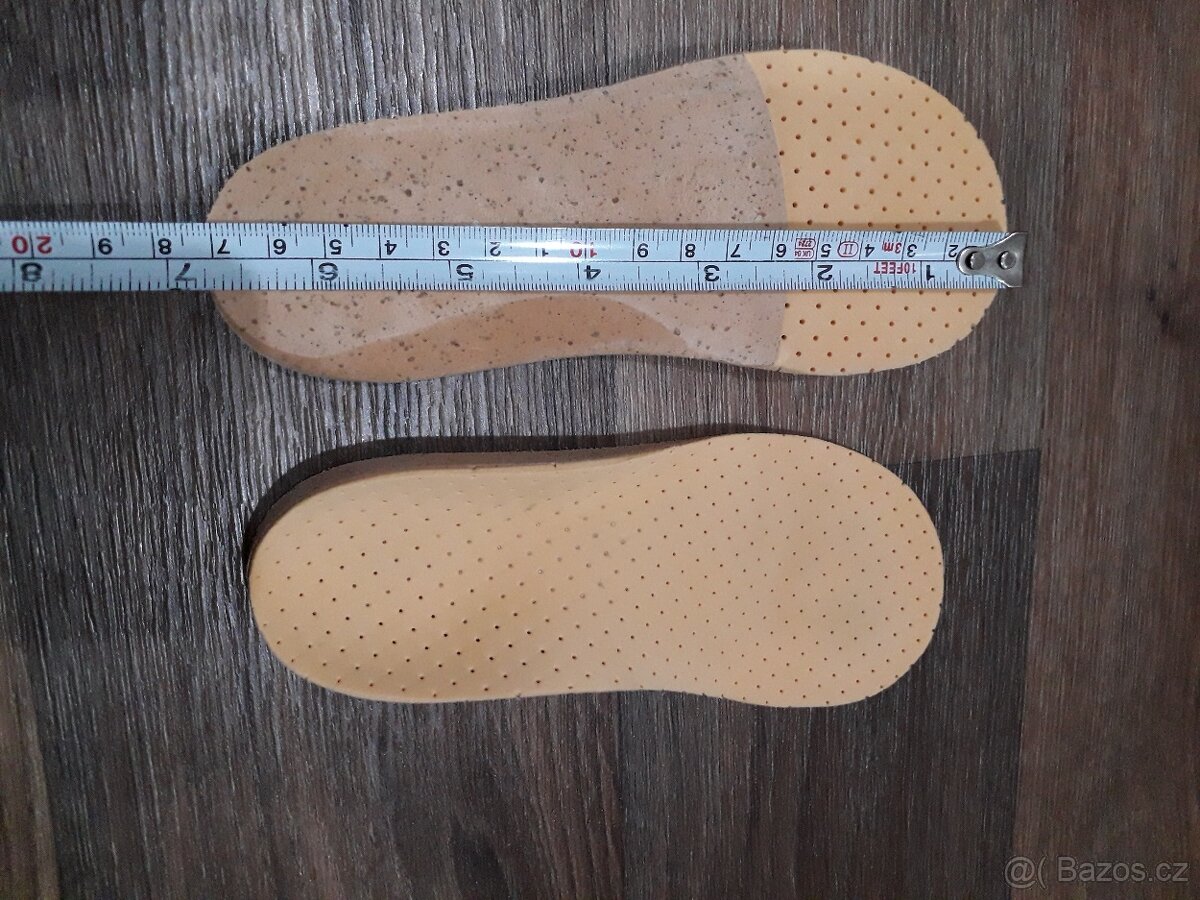 Ortopedické vložky do bot 2x dělka 18cm, 1x délka 17cm - 7