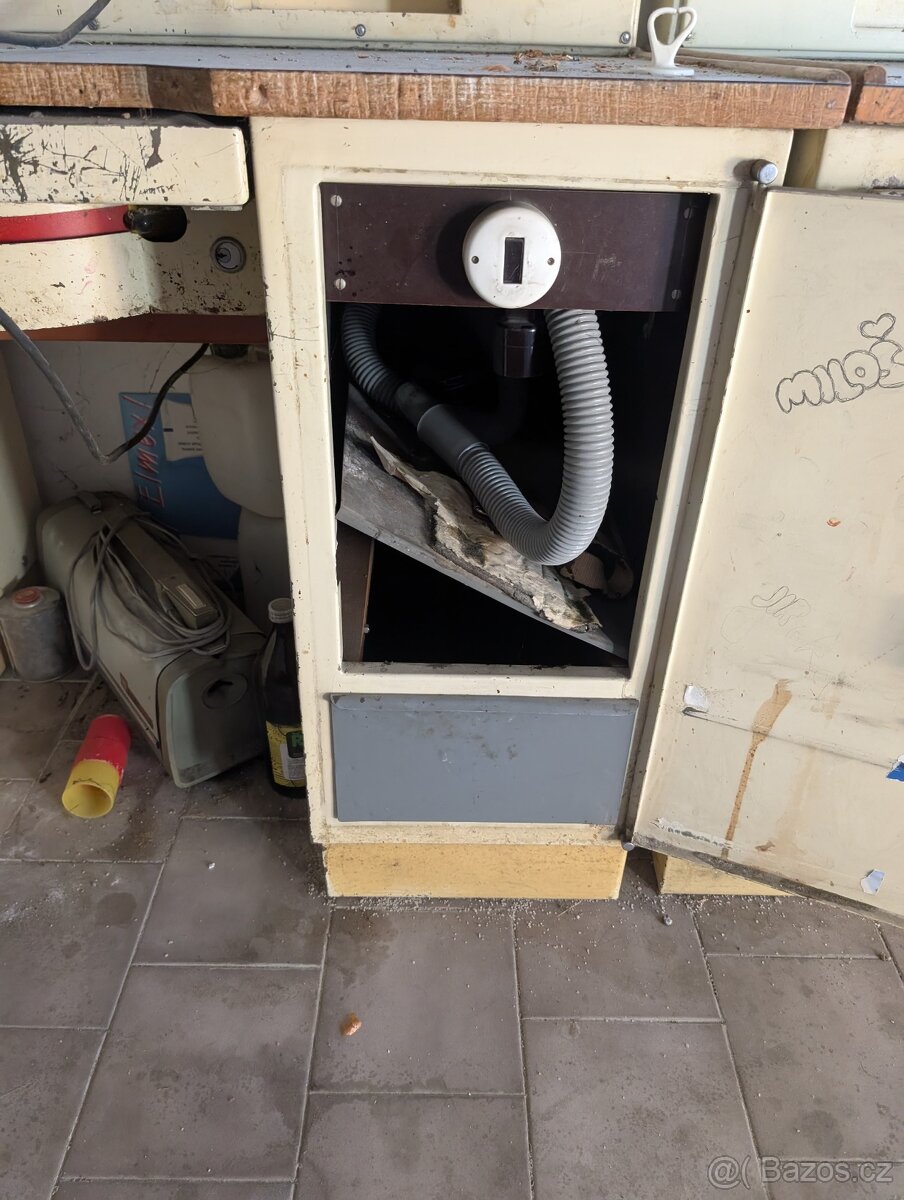 Starožitný nábytek CHIRANA - 7