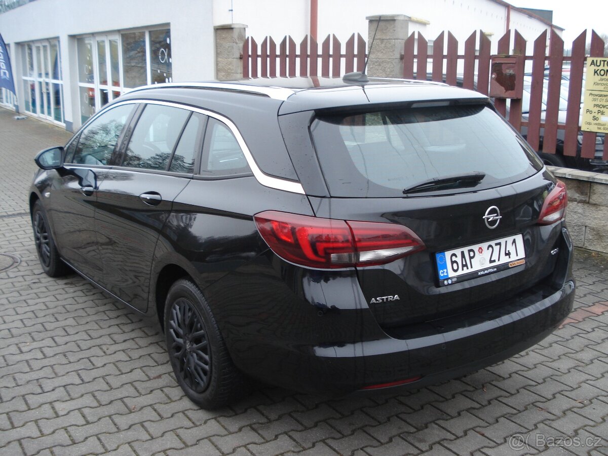 Opel Astra Kombi 1.6 CDTI,ČR,SERVISKA,NOVÁ STK,MODEL 2018 - 7