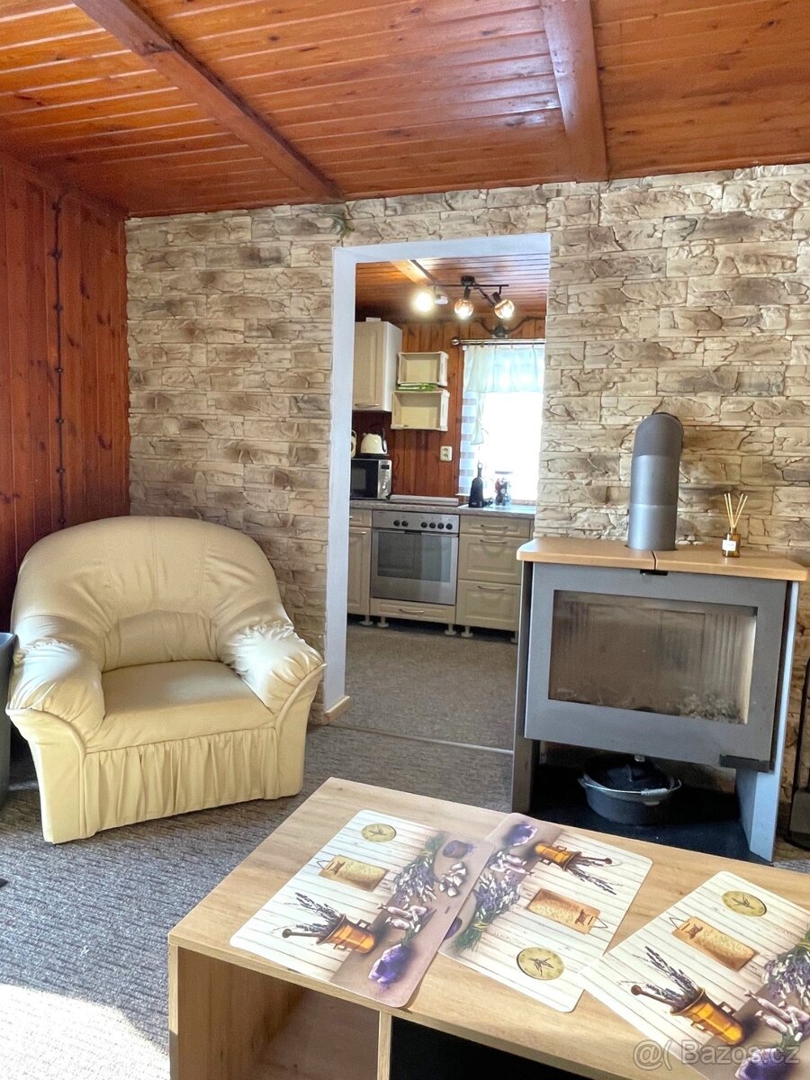 Prodej chaty v Doksech u Máchova jezera - 7