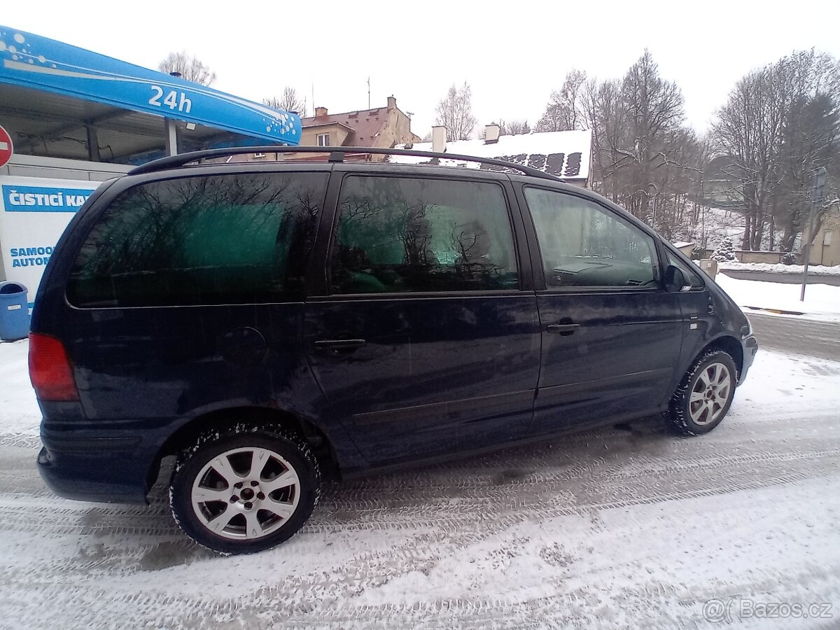 VW Sharan - 7