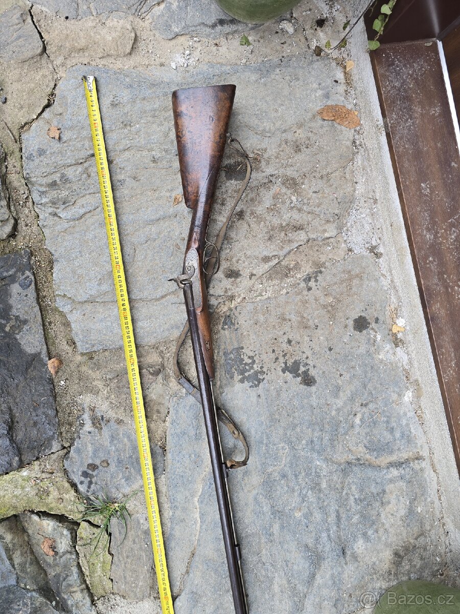 KRÁSNÁ HISTORICKÁ HONOSNÁ BROKOVNICE- PŘEDOVKA - 7