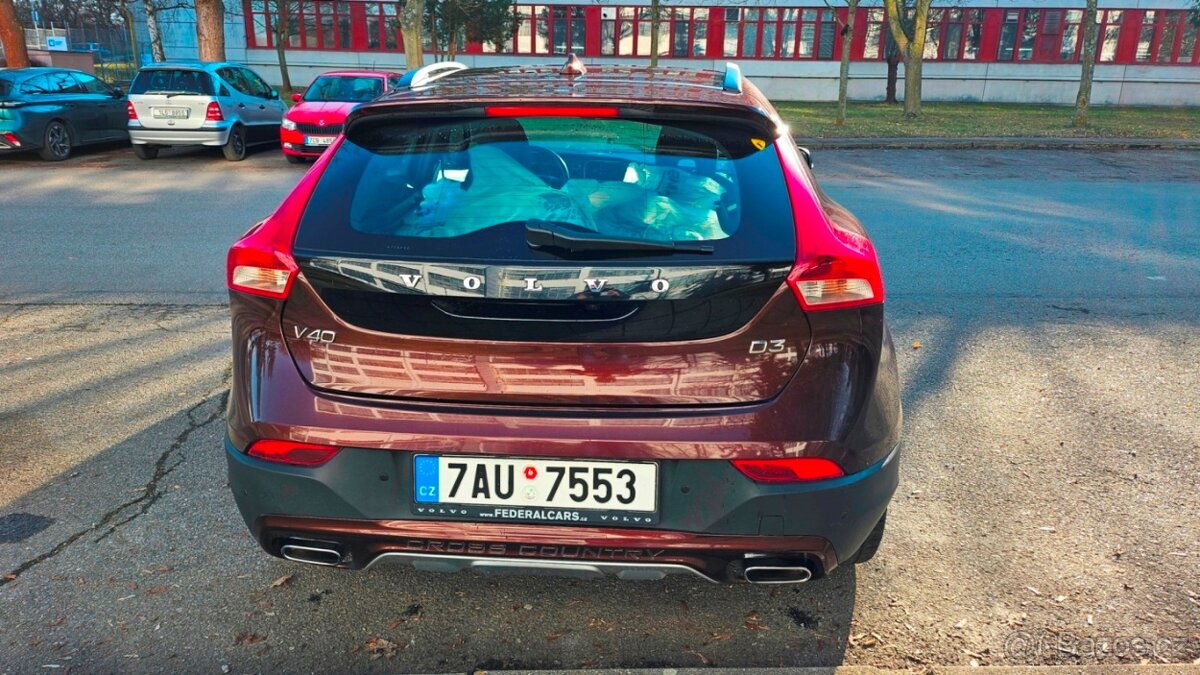 Volvo V40, CC D3 NEZ.TOPENÍ, bez adblue systému - 7