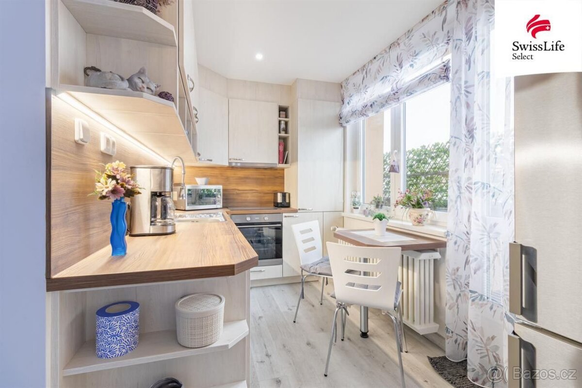 Prodej bytu 3+1 60 m2 Palackého třída, Pardubice - 7