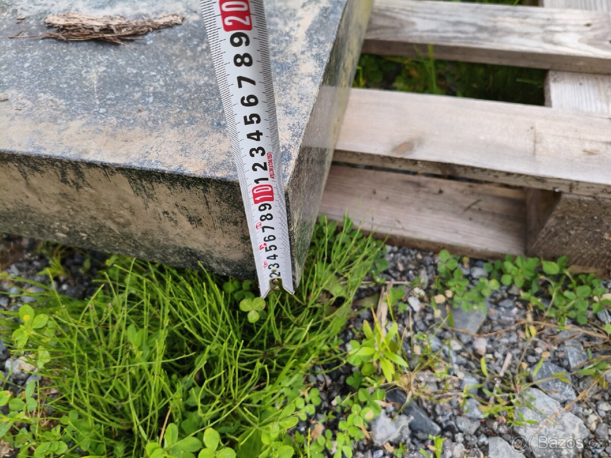 Náhrobní kámen - 7