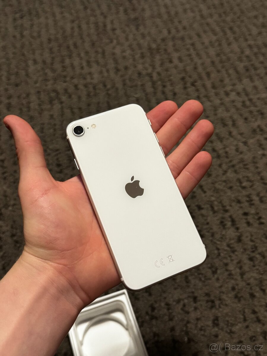 IPhone SE 2020 - 7