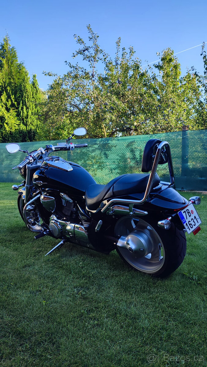 SUZUKI INTRUDER M1800R - 7