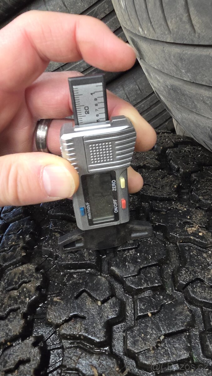 5x Goodyear Wrangler AT Adventure 255/60R20 - 7