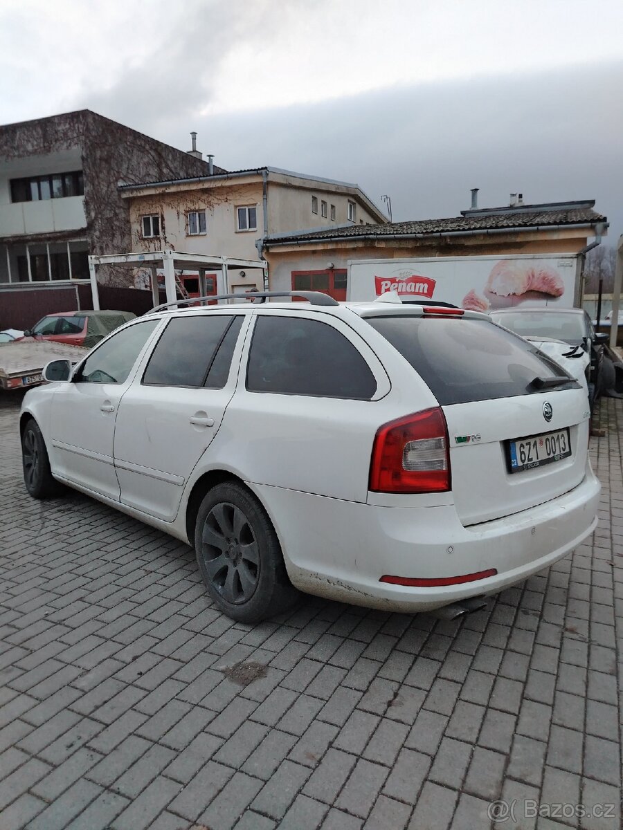 Škoda Octavia 2 RS facelift 2.0 125kw - 7