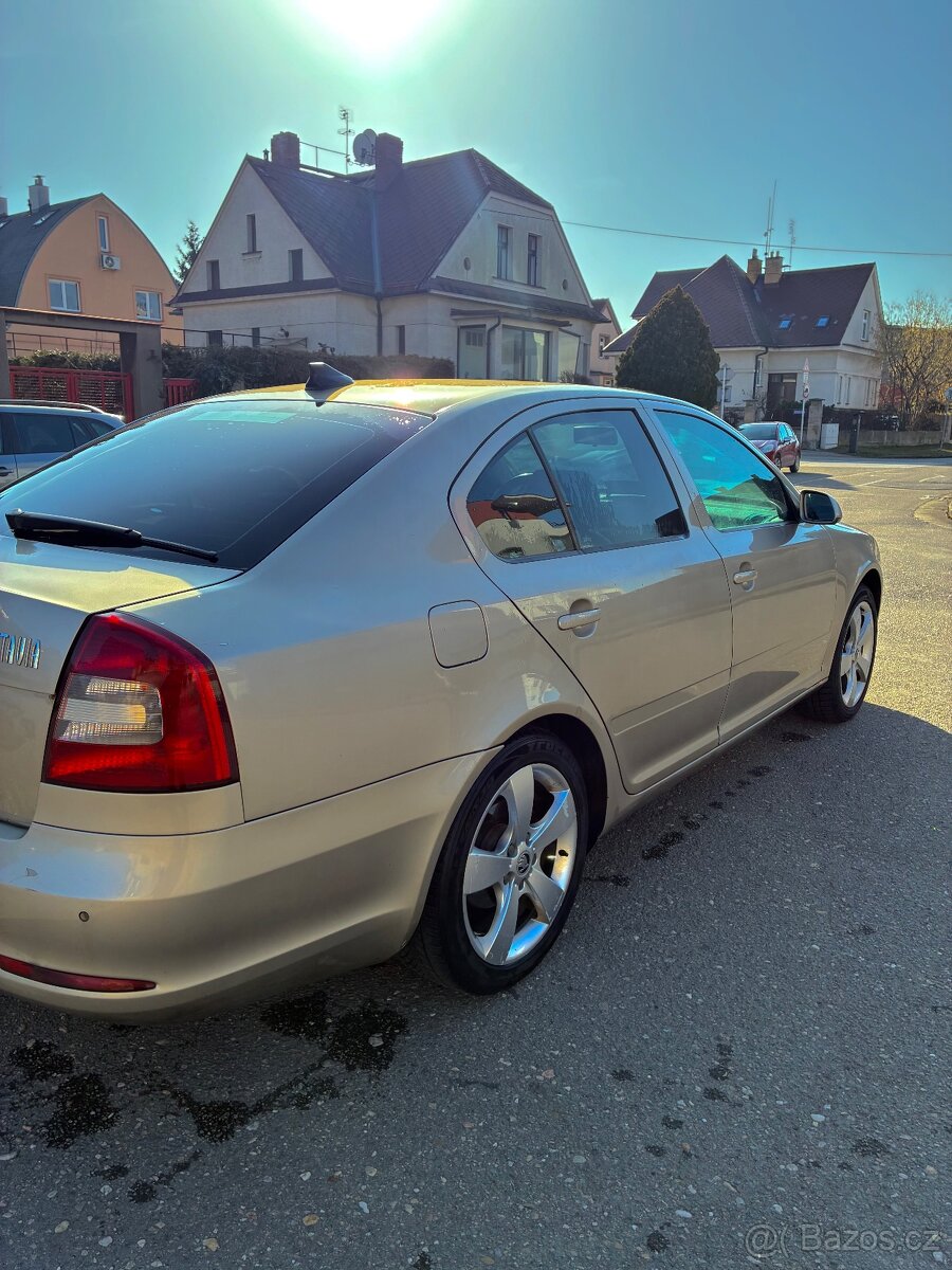 ŠKODA OCTAVIA 2 2.0TDI - 7
