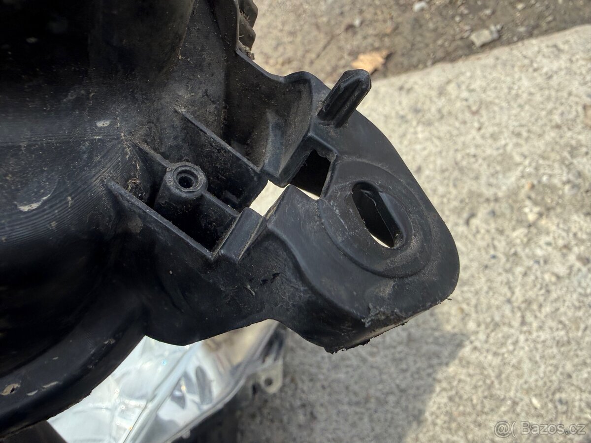 Přední světla Opel astra H - 7