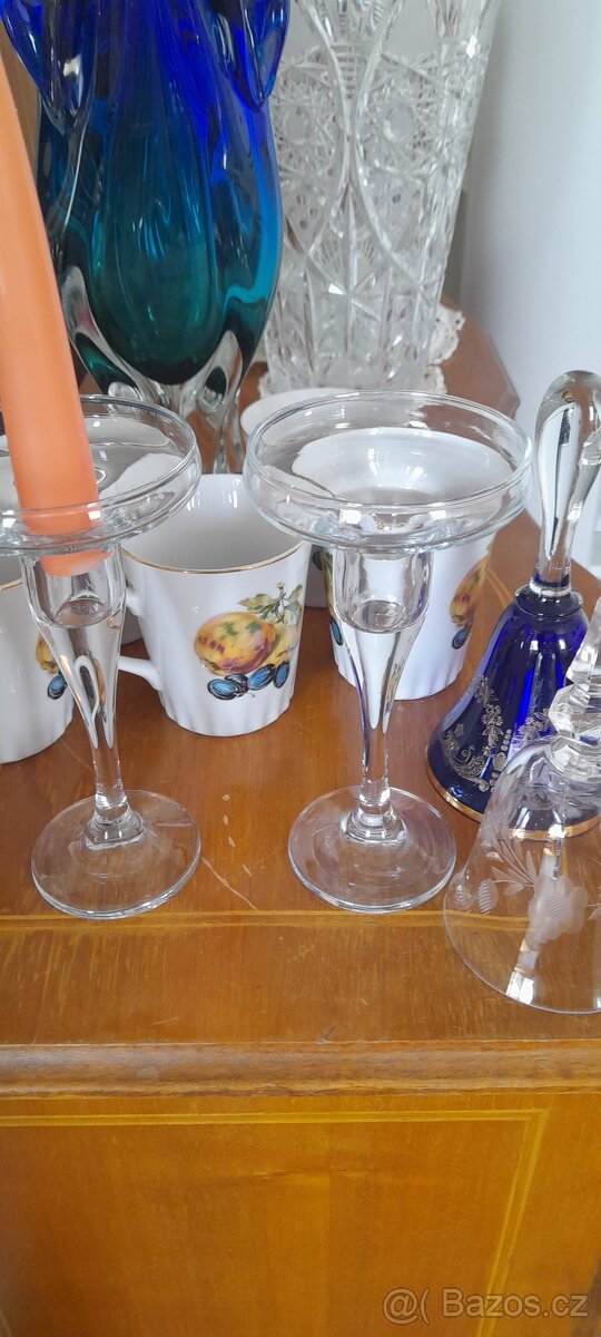 Hrnky, zvonky, svícny křišťálové - 7