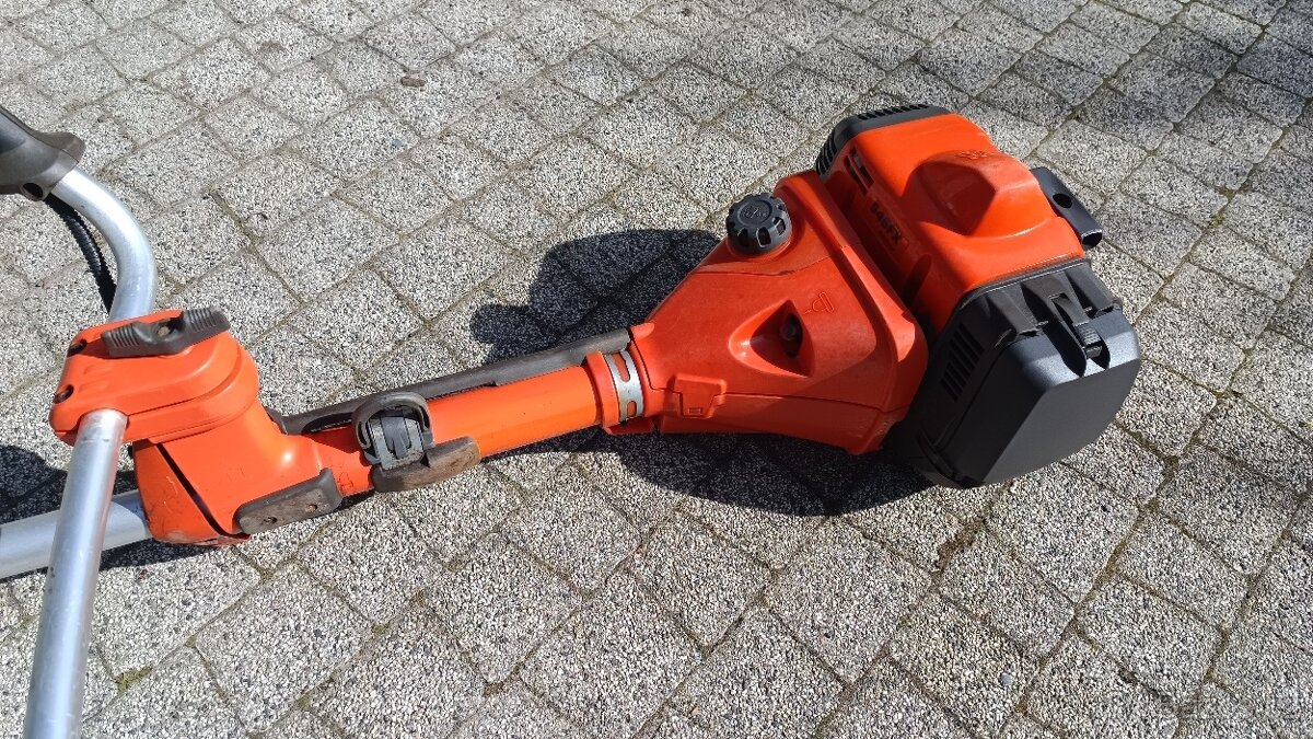 Benzínový křovinořez Husqvarna 545FX 545FXT 2,9 KM 2021 - 7