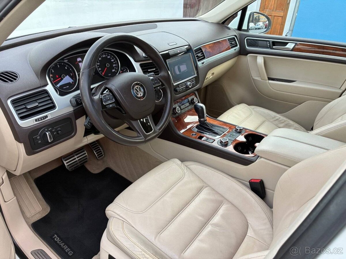 Volkswagen Touareg, 4,2TDi V8, FULL SERVIS, DPH, TOP - 7