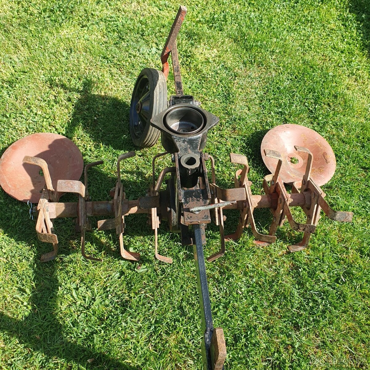 VARI TERA převodovka a rotavator AKY - 7
