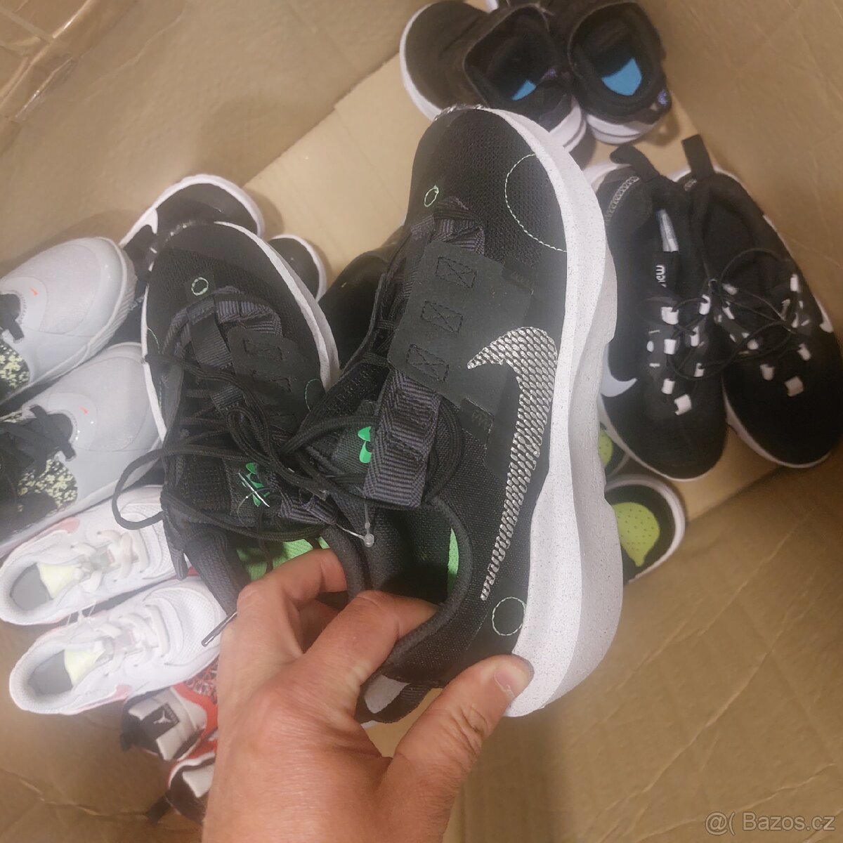 Vyprodej.Detske boty Nike original - 7