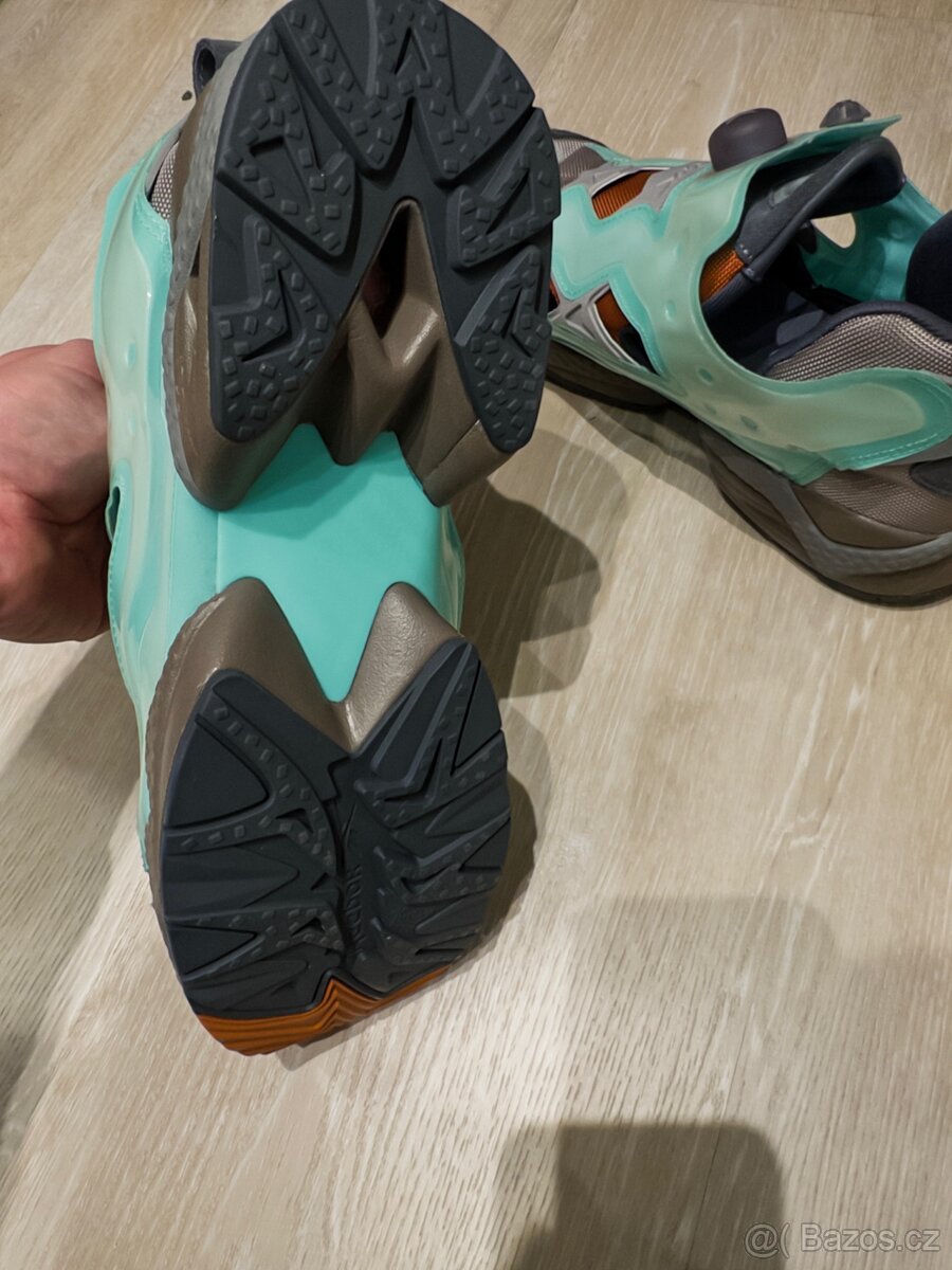 Rebook instapump 44.5 - 7