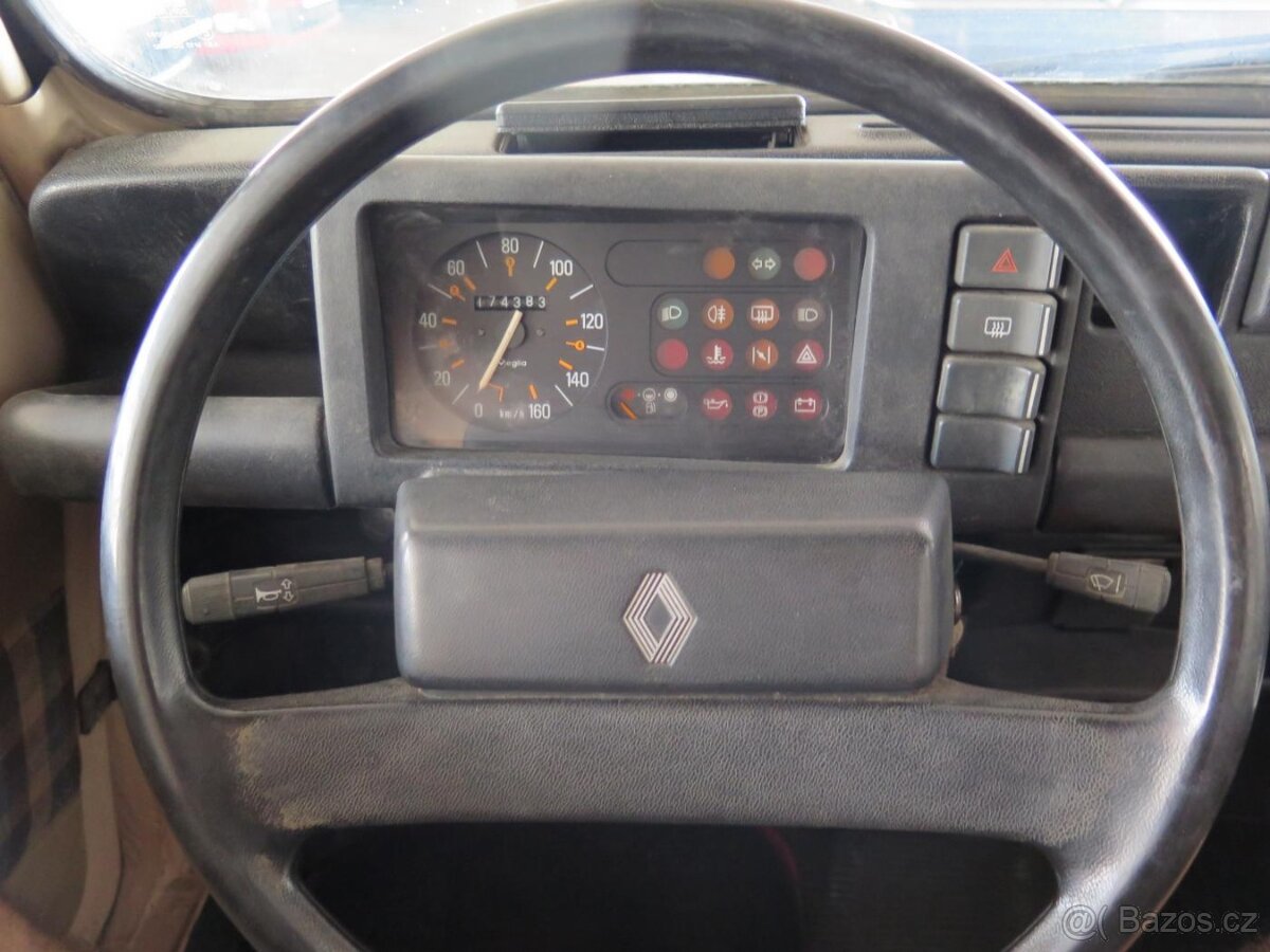 Renault R4 TL zachovalý stav - 7
