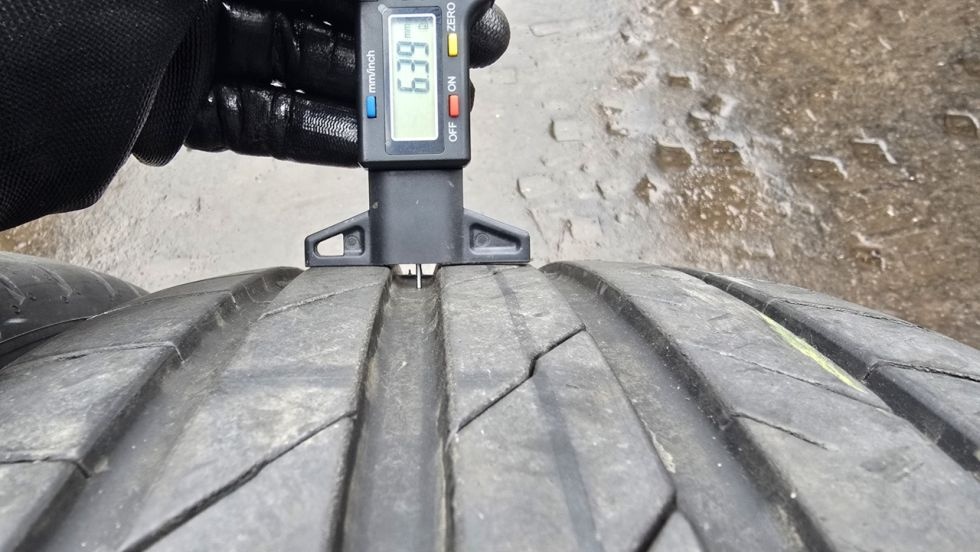 Letní pneu 235/45/20 Hankook - 7