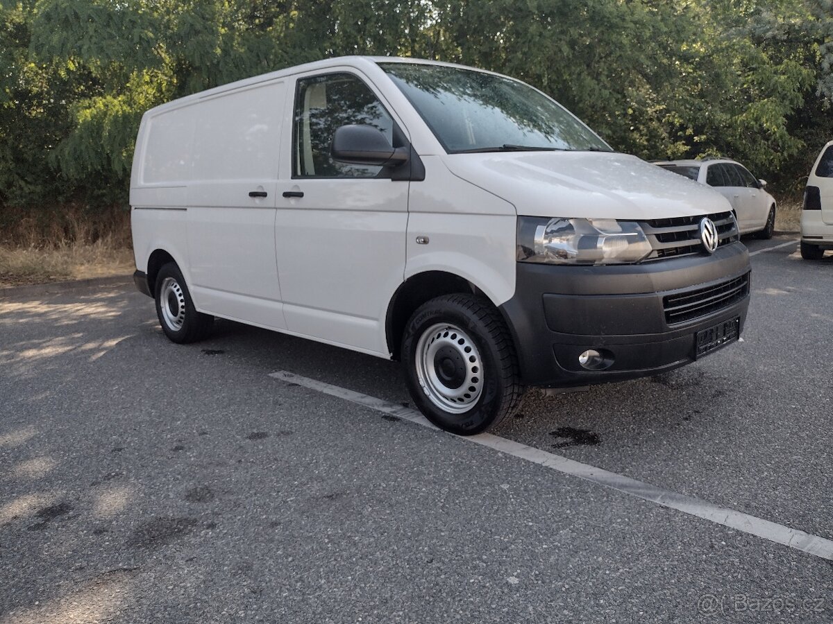 VW Transporter T5.1 2.0TDI -- DSG - 7