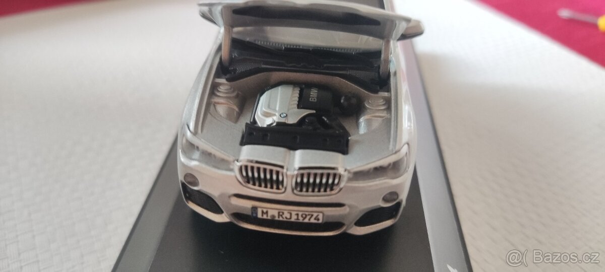 BMW X4 Herpa - 7