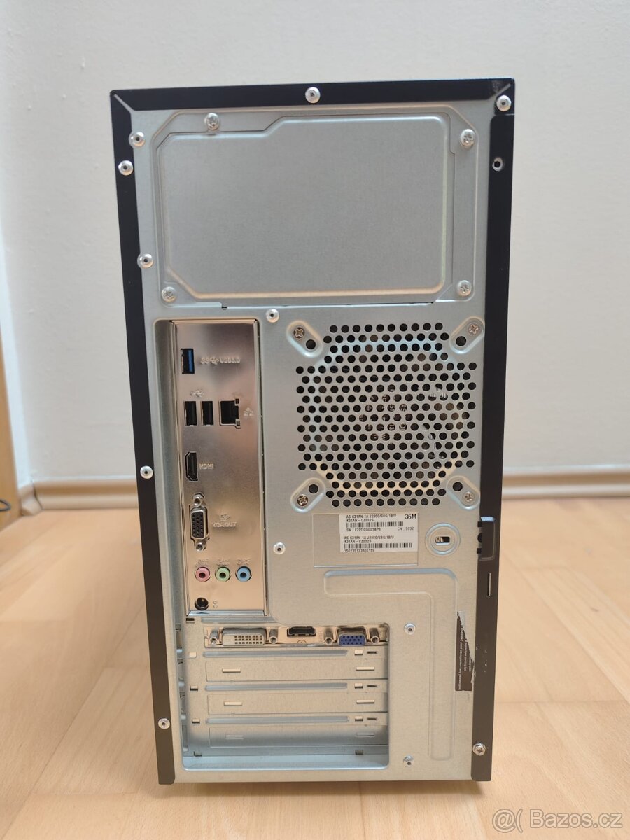 Stolní PC Asus - 7