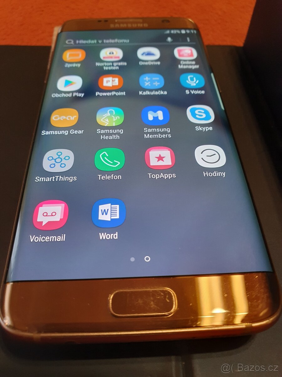 Samsung Galaxy S7 EDGE s velkým příslušenstvím - 7