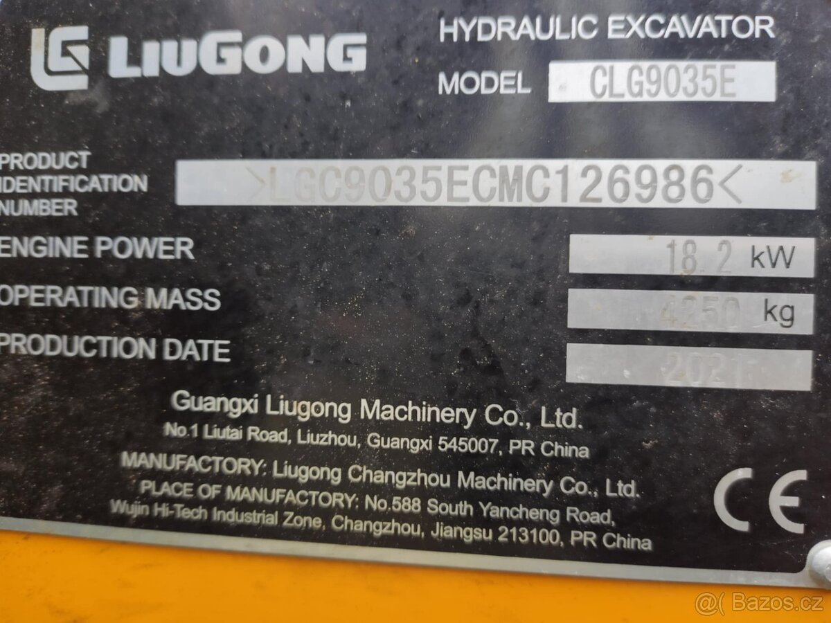 Prodám pásové rypadlo (nové) - 7