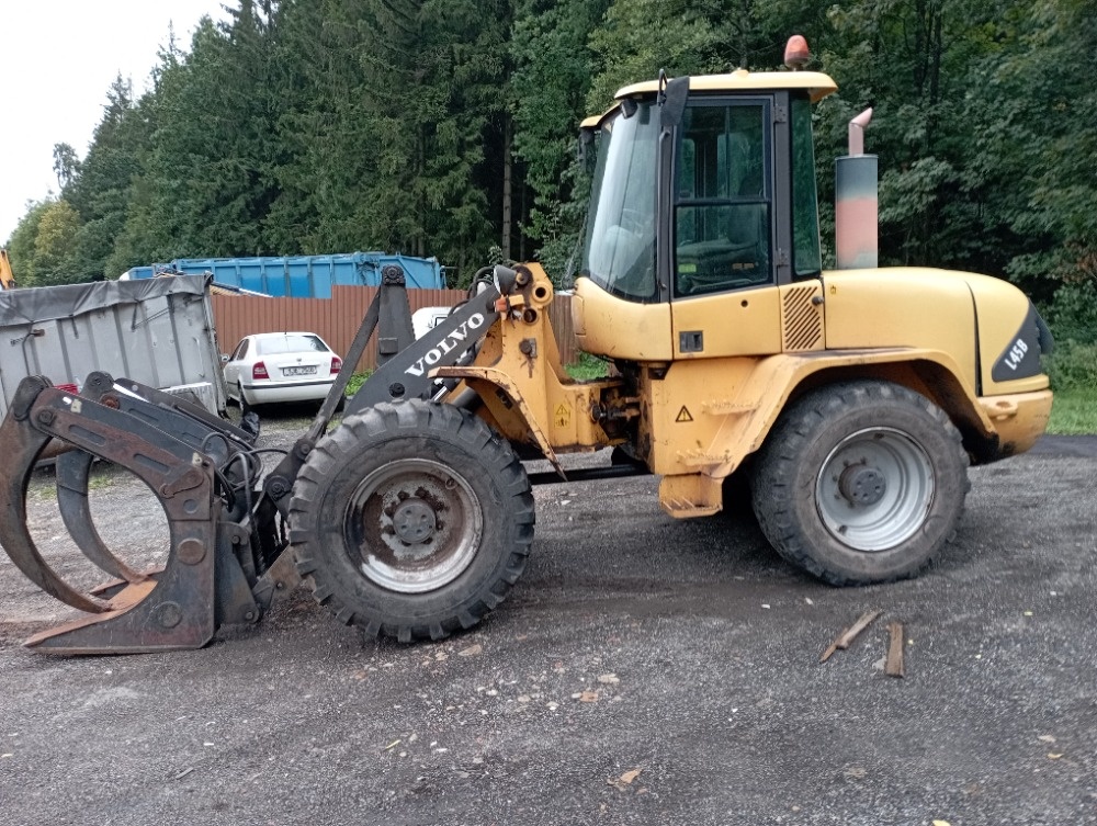 Prodám Volvo L45 - 7