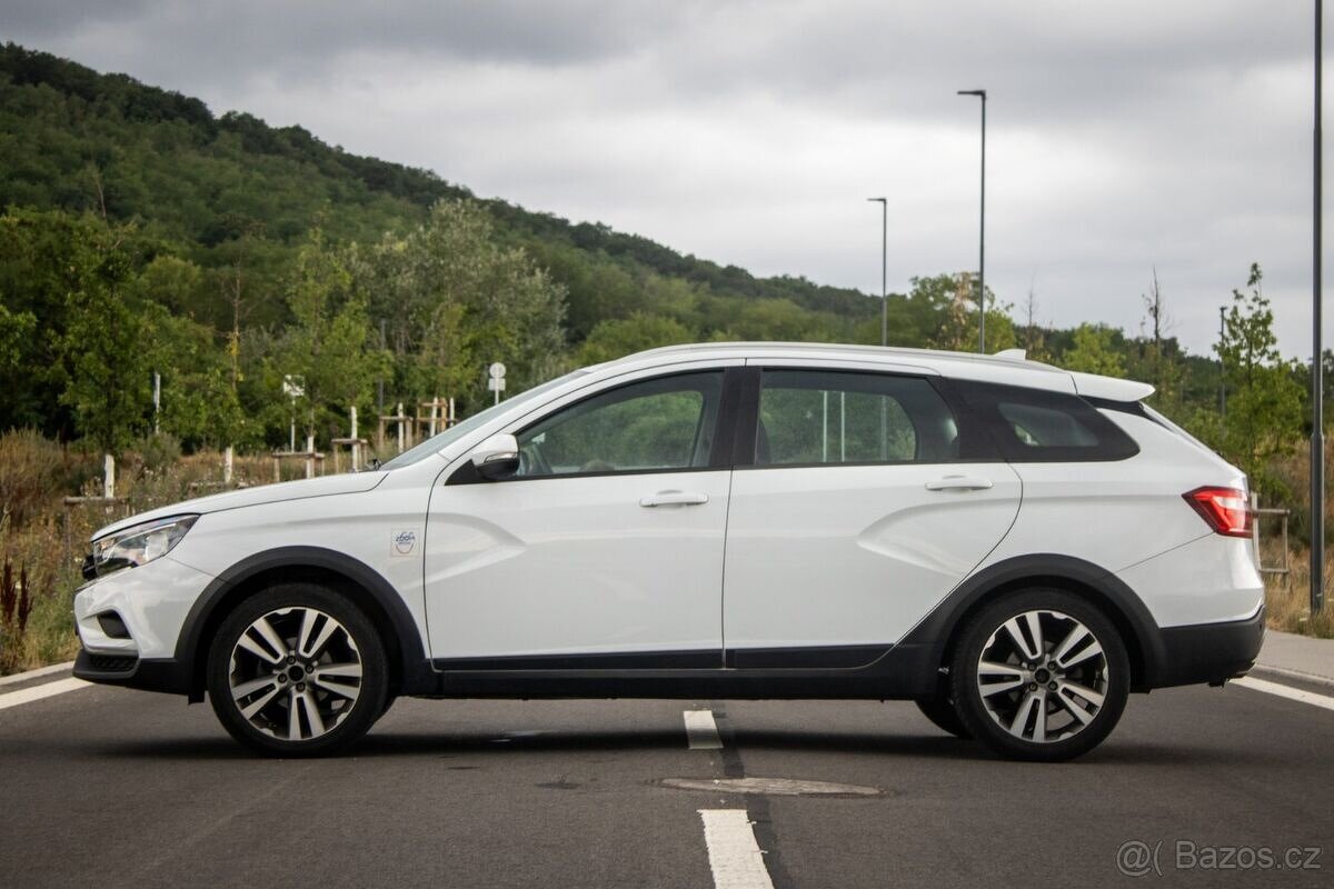 Lada Vesta 1.6 benzín + LPG, 78kW, M5 - 7