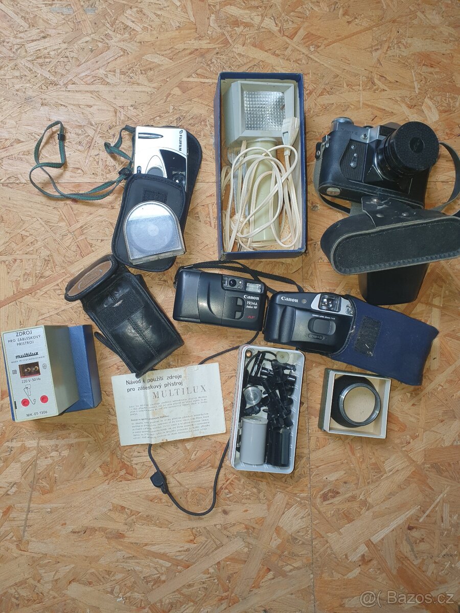 Stare fotoaparaty plus dva kusy ZENITH E. - 7