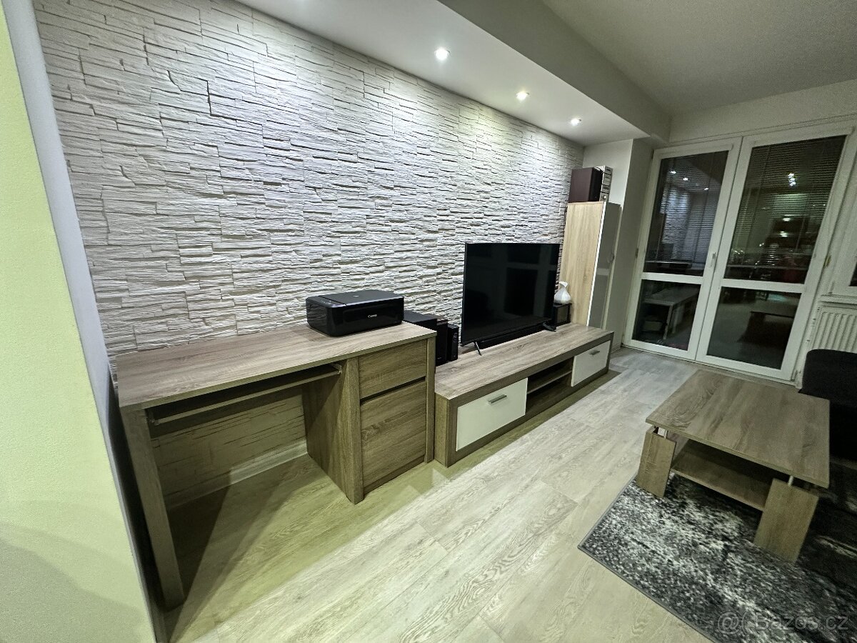 Obývací stěna - 7