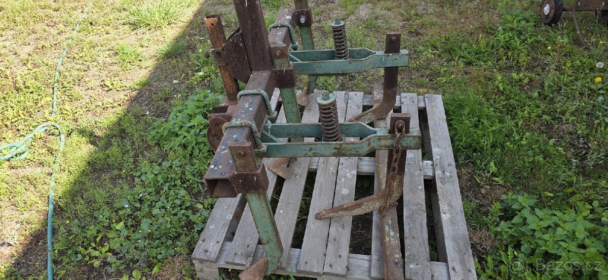 Smykobrány a kypřič za malotraktor - 7