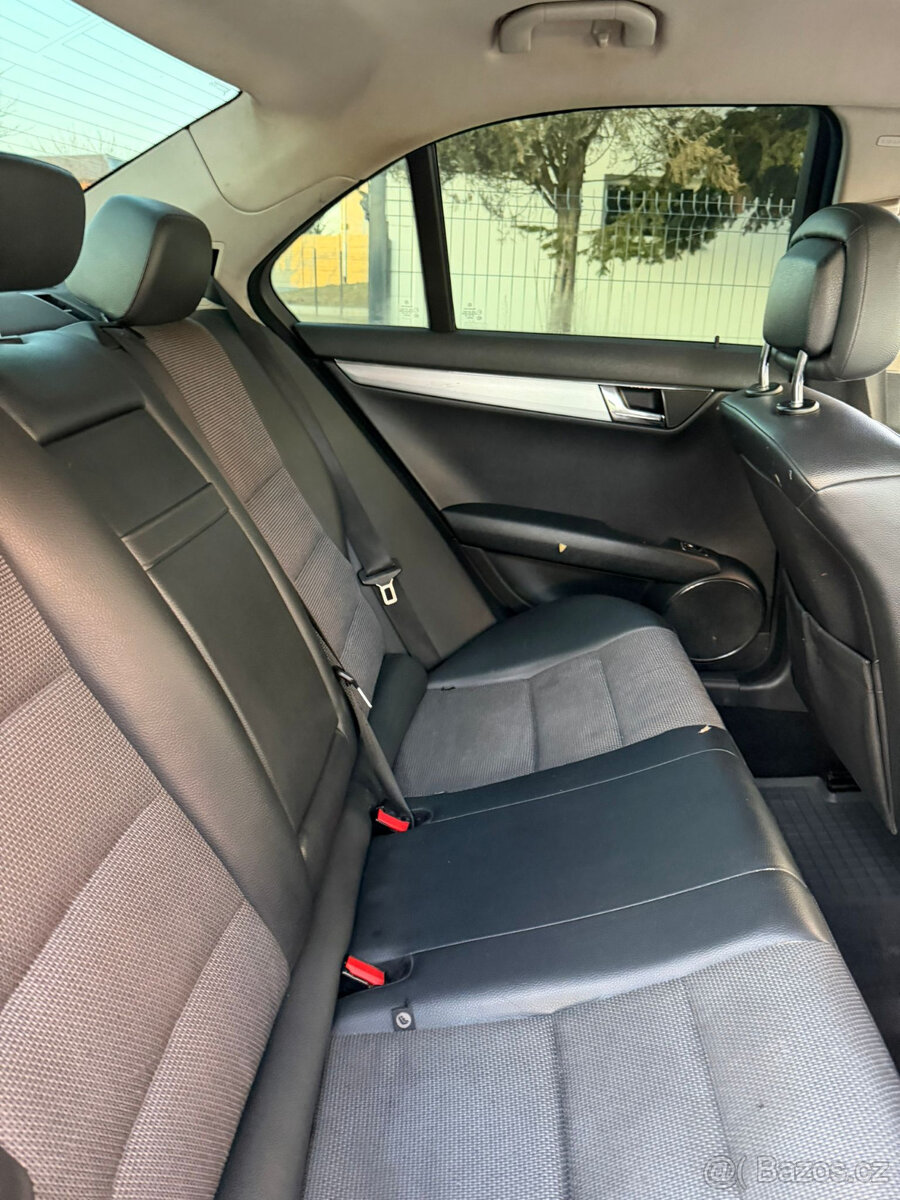 MERCEDES BENZ C 220CDi AVANTGARDE - 7