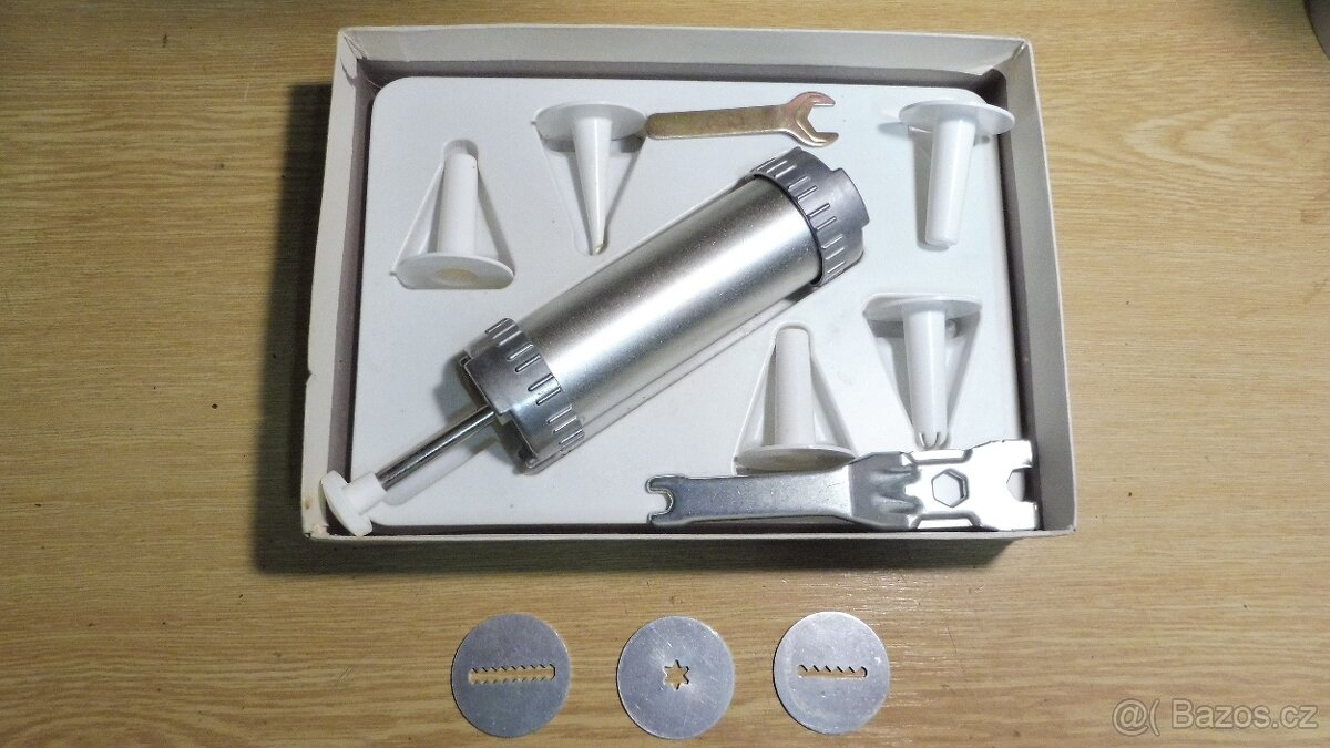 3ks žehlička+Shaker - 7