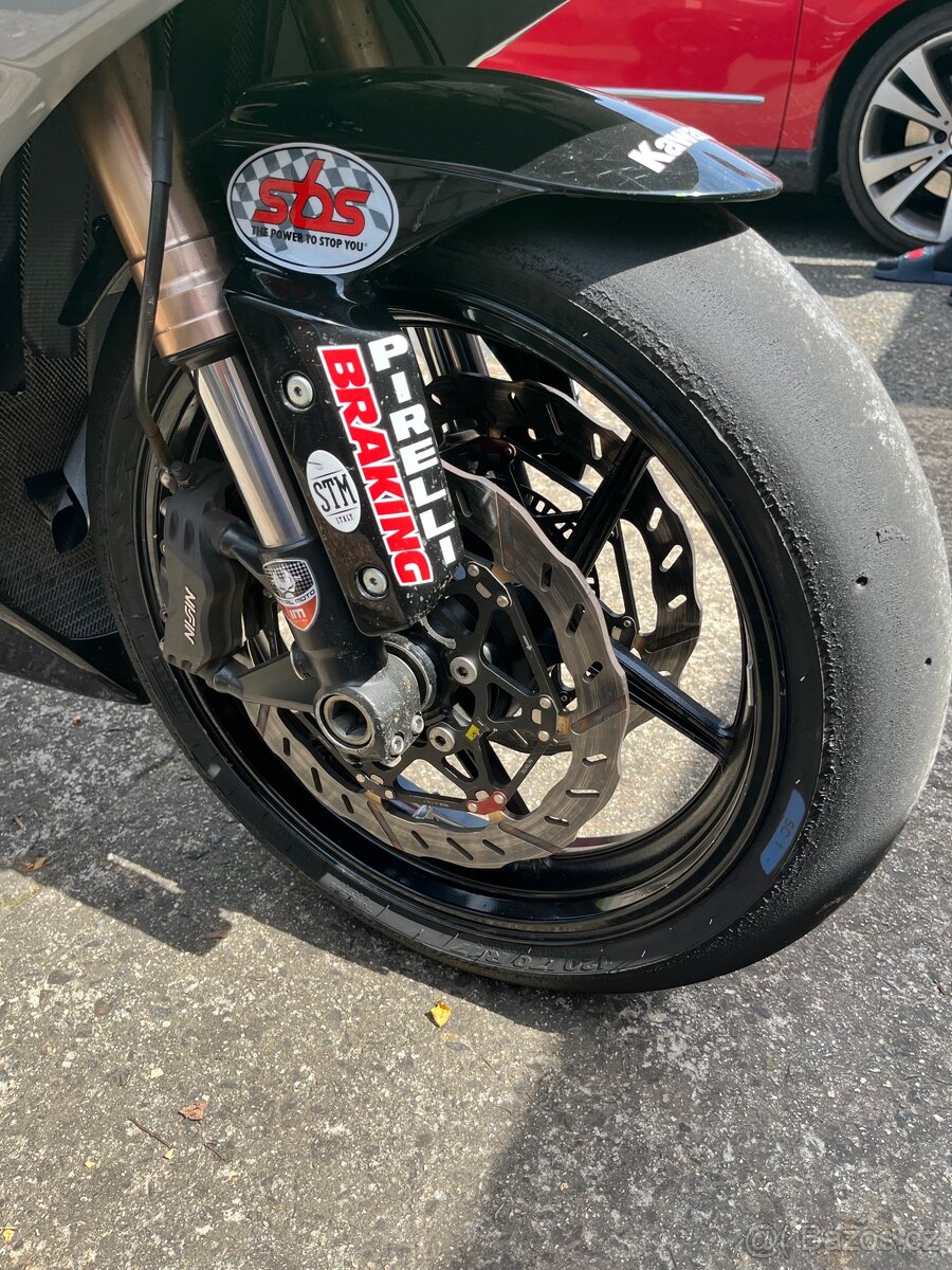 Kawasaki ZX6R závodní speciál okruhovka - 7