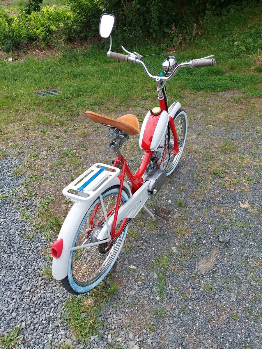 JAWA S11 Stadion - 7