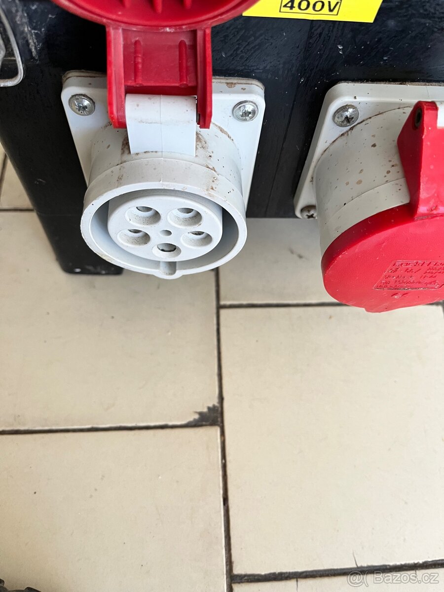 Přenosný stavební rozvaděč - 7