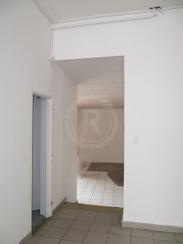 PRONÁJEM OBCHODNÍHO PROSTORU, LANNOVA TŘ., ČB - 7