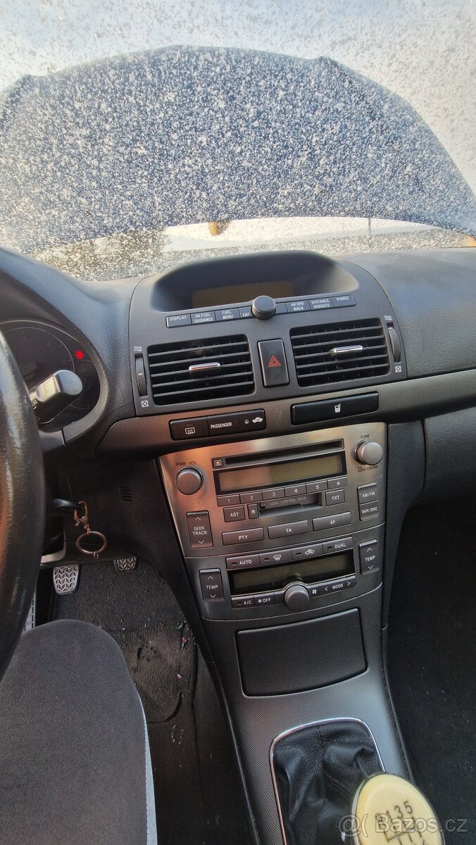 Toyota avensis - 7