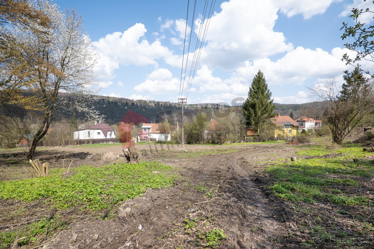 Prodej stavebního pozemku 8180 m² - 7