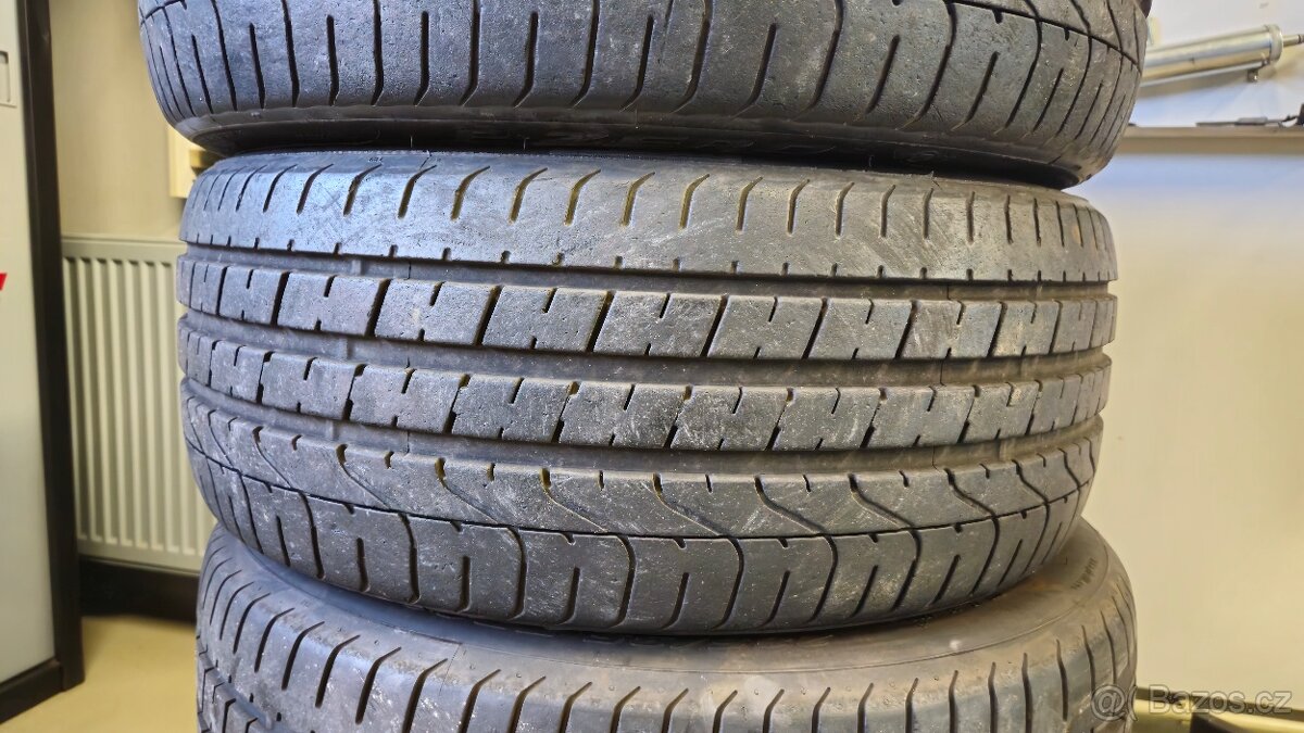 Pneu Pirelli P Zero - 7