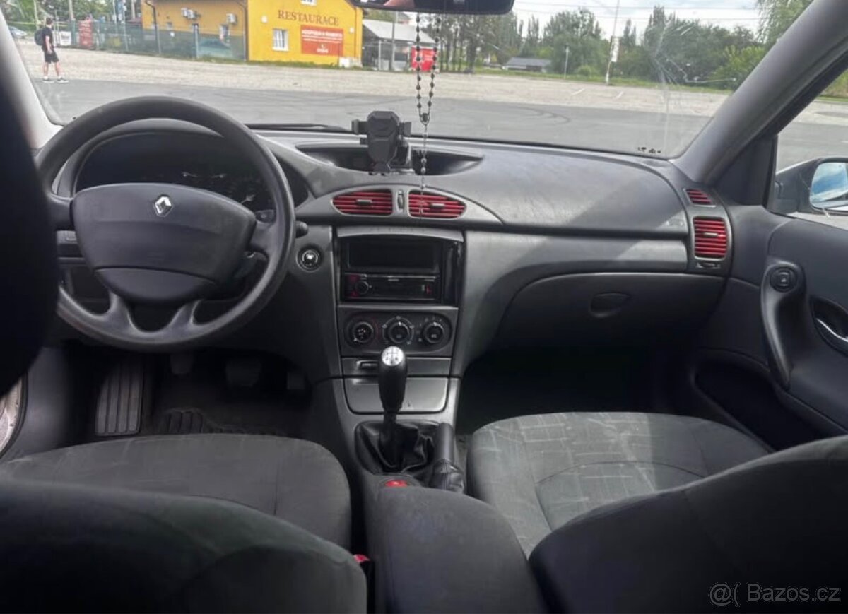 Renault Laguna II. generace - 7