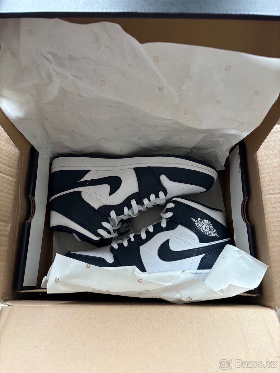 Jordan 1 Mid - 7